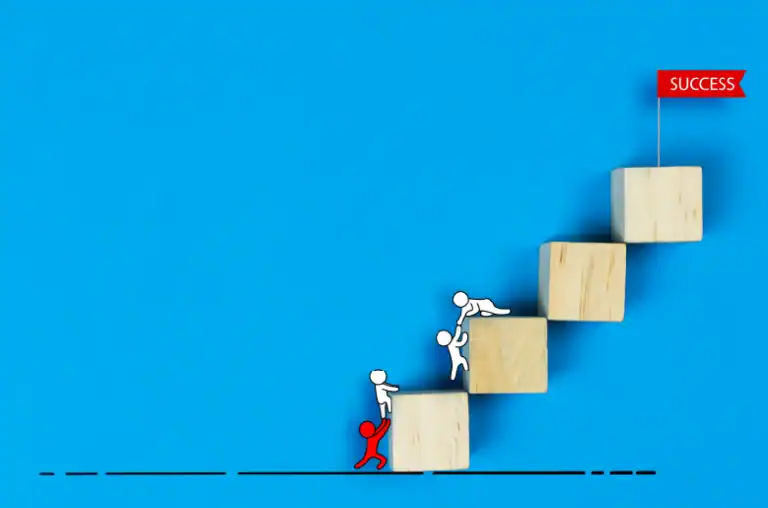 An animated image shows how teamwork is used to climb up wooden stairs, one of the Rules of Leadership from Mesa Power Solutions.